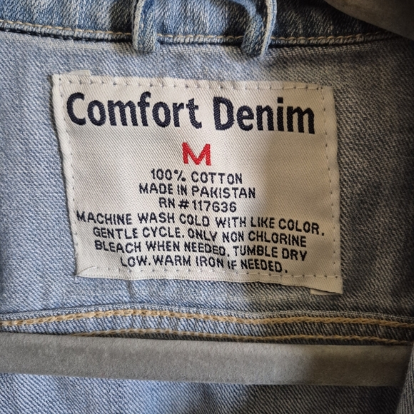 Women's Light Blue Jean Jacket - Picture 4 of 4